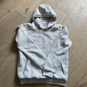 ALO Yoga Cream Men's Sweater